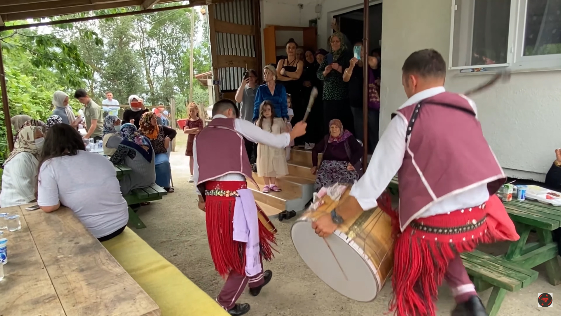 Kına Gecenizi Renkli ve Duygusal Ezgilerle Canlandıralım